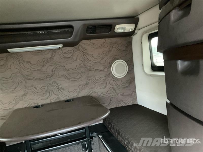 Volvo VNL Motrici e Trattori Stradali