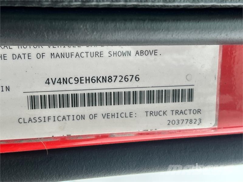 Volvo VNL Trekkers