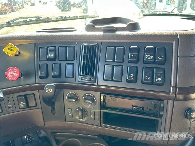 Volvo VNL Traktorske jedinice