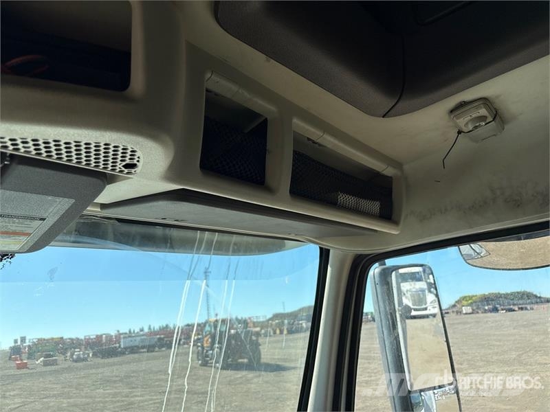 Volvo VNL Τράκτορες