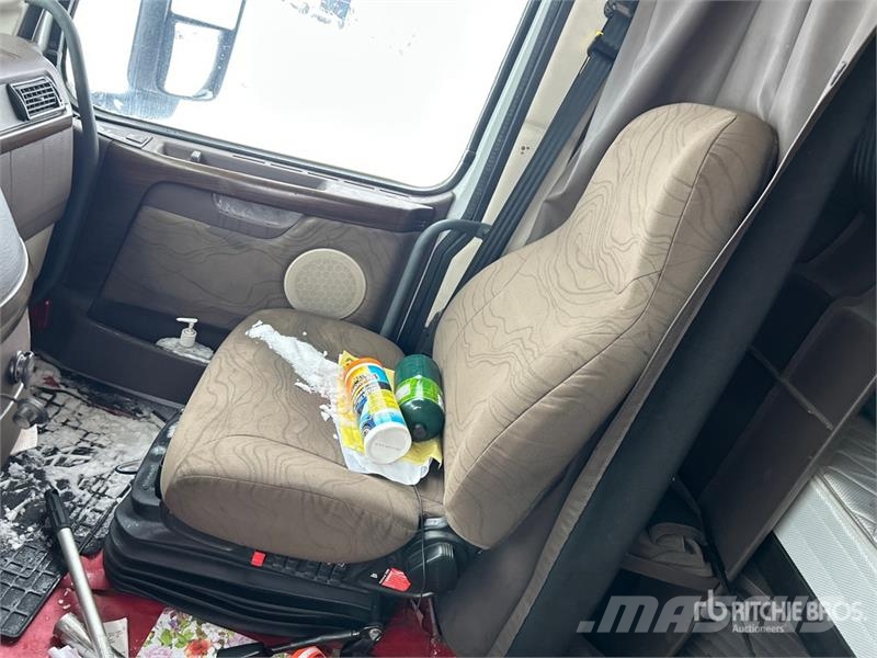 Volvo VNL Tegljači