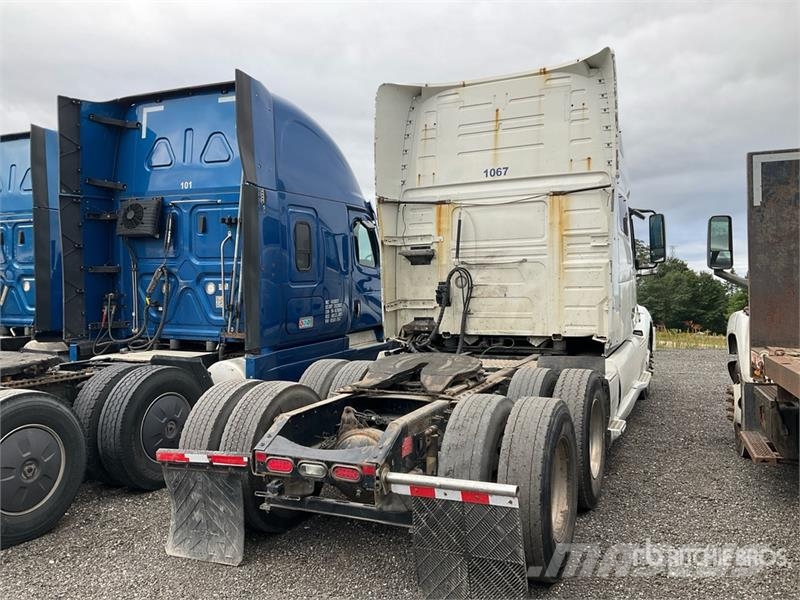 Volvo VNL Motrici e Trattori Stradali