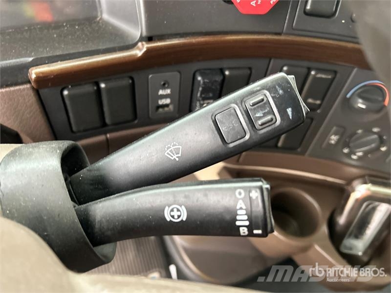 Volvo VNL Nyergesvontatók