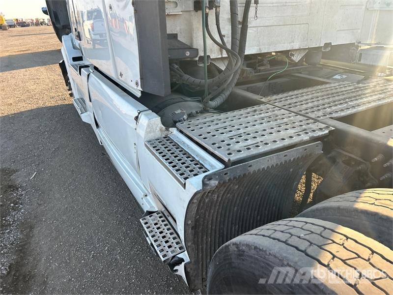 Volvo VNL Truck Tractor Units