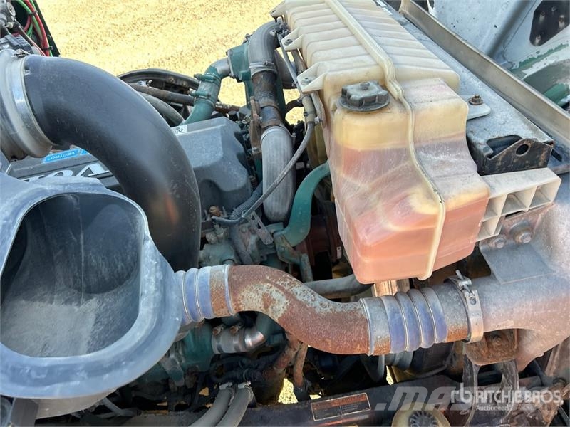 Volvo VNL Motrici e Trattori Stradali