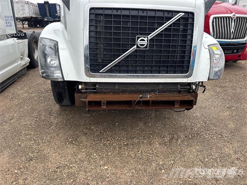 Volvo VNL Vilcēji