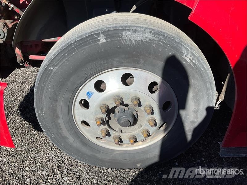 Volvo VNL Tegljači
