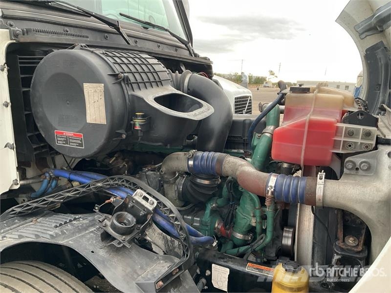 Volvo VNL Motrici e Trattori Stradali
