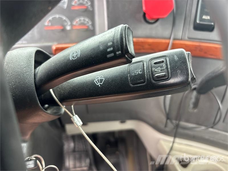 Volvo VNL Dragbilar