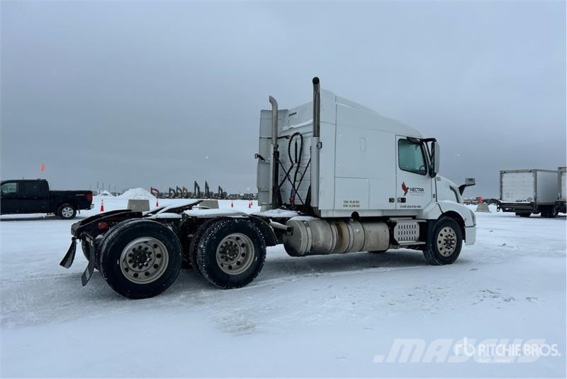 Volvo VNL Tegljači