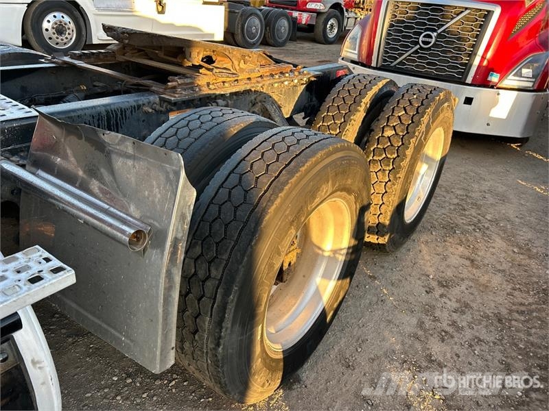 Volvo VNL Tracteur routier