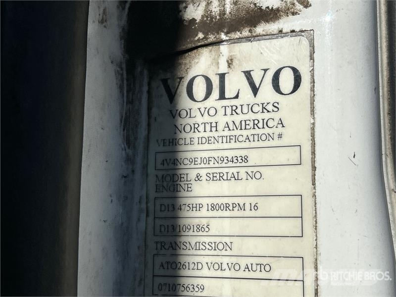 Volvo VNL 牵引车
