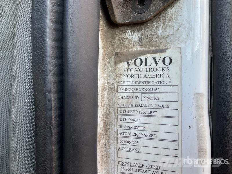 Volvo VNL Motrici e Trattori Stradali