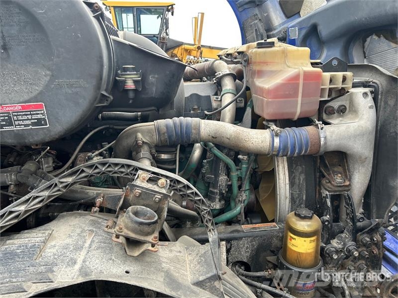 Volvo VNL Motrici e Trattori Stradali