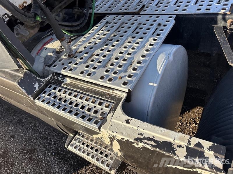 Volvo VNL Ťahače