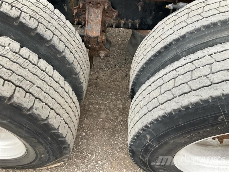 Volvo VNL Motrici e Trattori Stradali