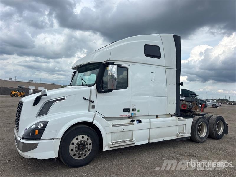 Volvo VNL 牵引车
