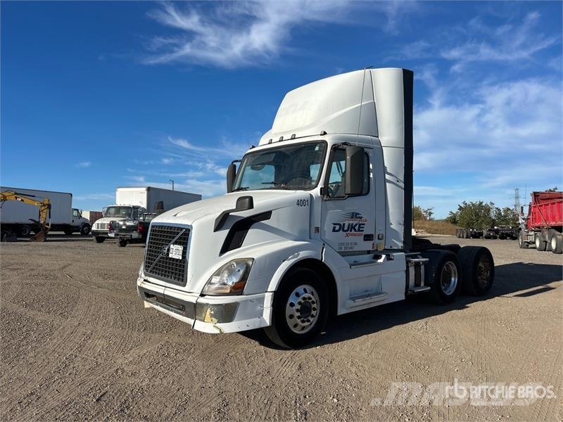 Volvo VNL Motrici e Trattori Stradali