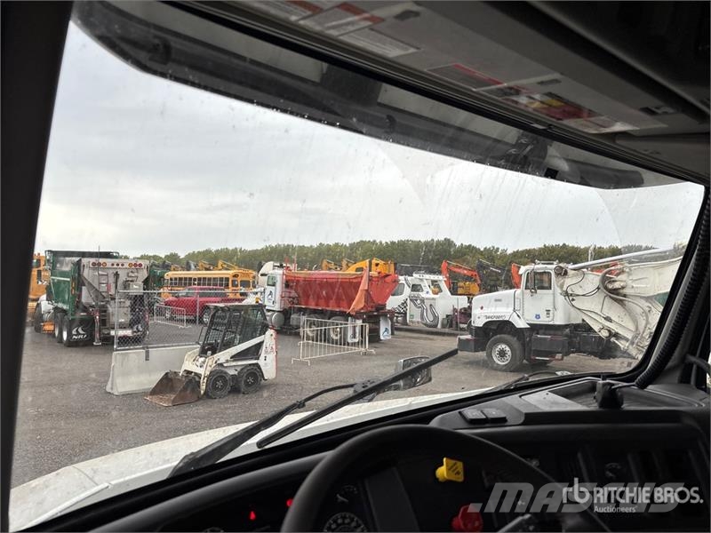 Volvo VNL Motrici e Trattori Stradali