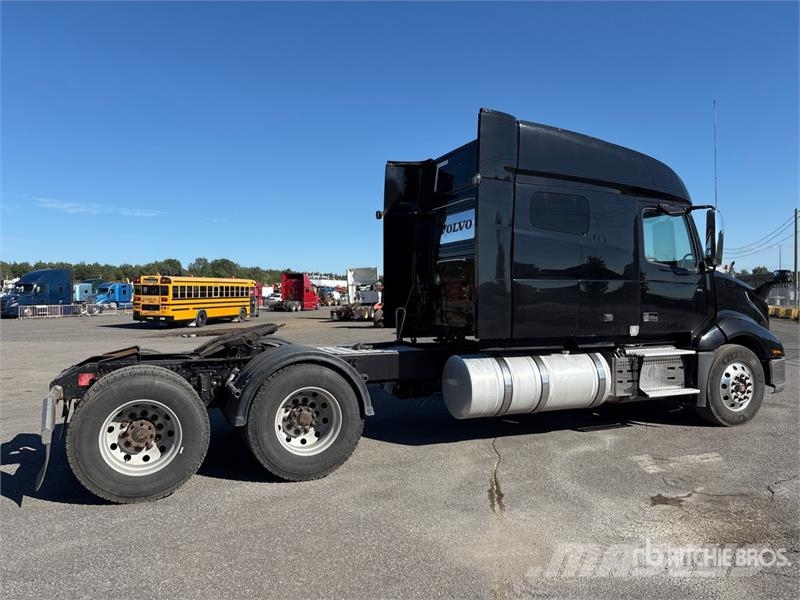 Volvo VNL Truck Tractor Units