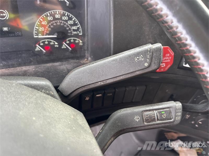 Volvo VNL Sattelzugmaschinen