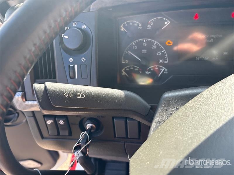 Volvo VNL Sattelzugmaschinen
