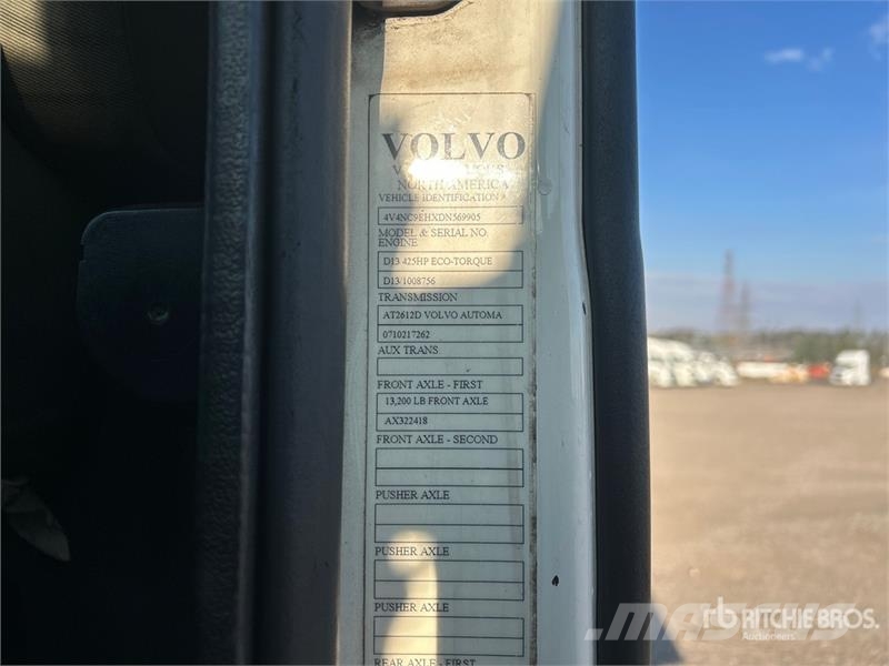 Volvo VNL Vilcēji