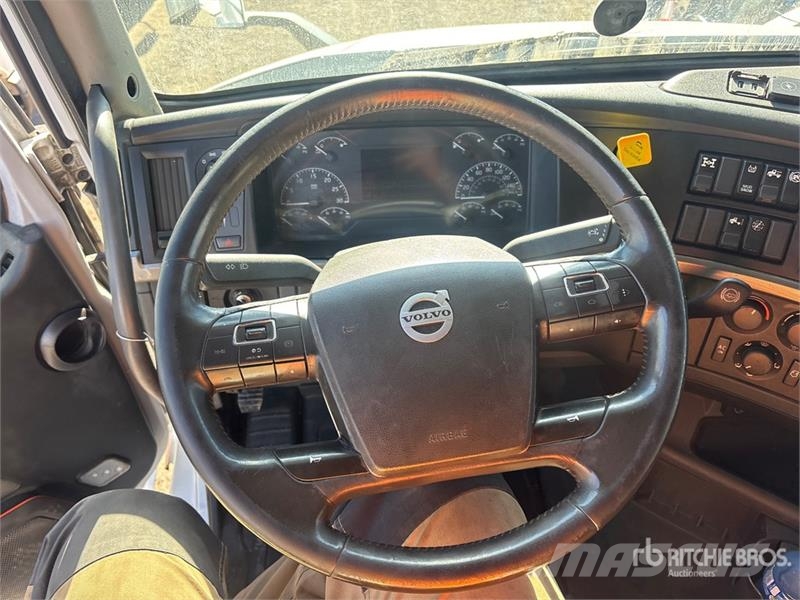 Volvo VNL Cavalos mecânicos