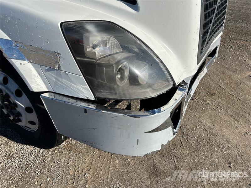 Volvo VNL 牵引车