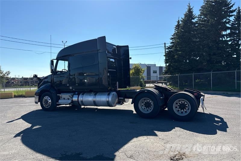 Volvo VNL Camiones tractor