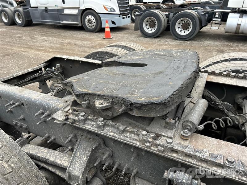 Volvo VNL Cavalos mecânicos