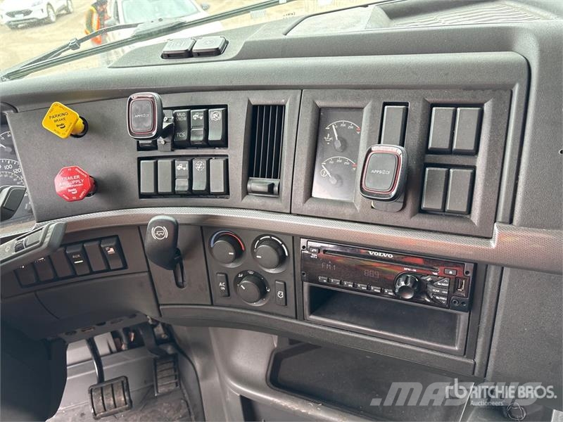 Volvo VNL Truck Tractor Units