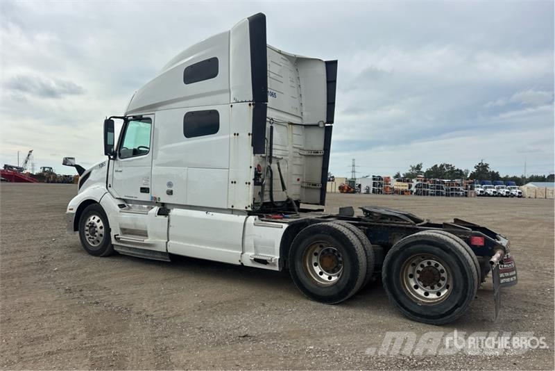Volvo VNL Vilcēji