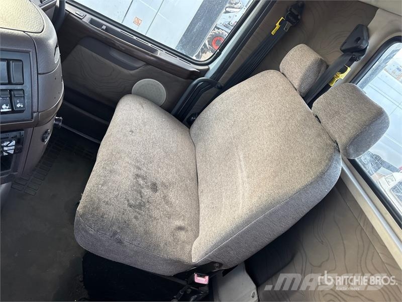 Volvo VNL Sattelzugmaschinen