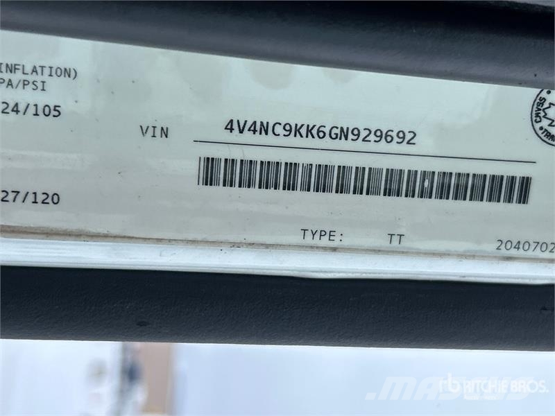 Volvo VNL Tegljači