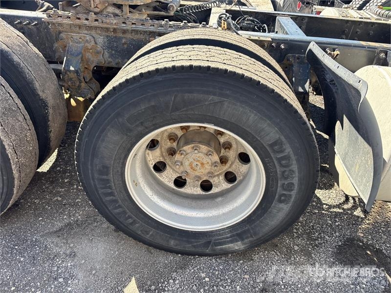 Volvo VNL Tahače