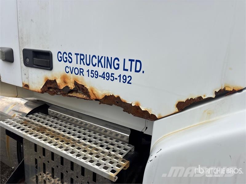 Volvo VNL Dragbilar