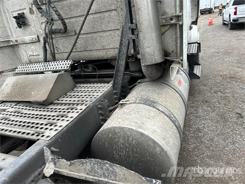 Volvo VNL Cavalos mecânicos