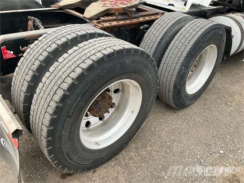 Volvo VNL Motrici e Trattori Stradali