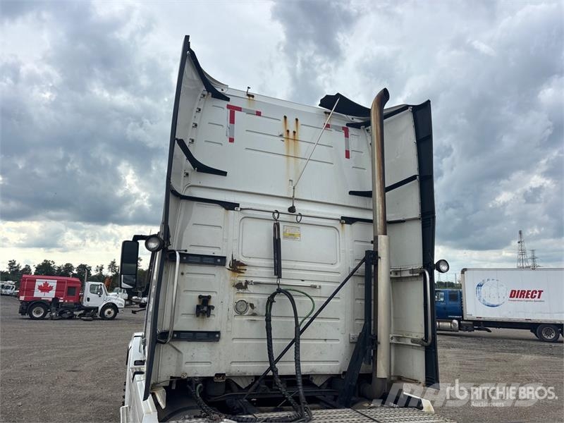 Volvo VNL 牵引车