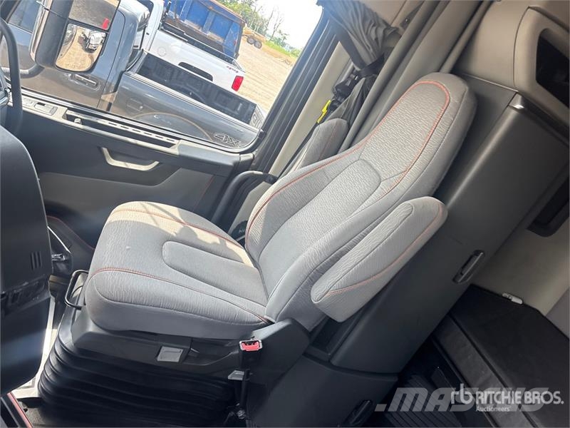 Volvo VNL Truck Tractor Units
