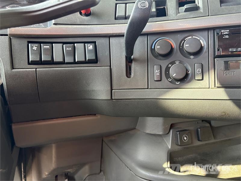 Volvo VNL Motrici e Trattori Stradali