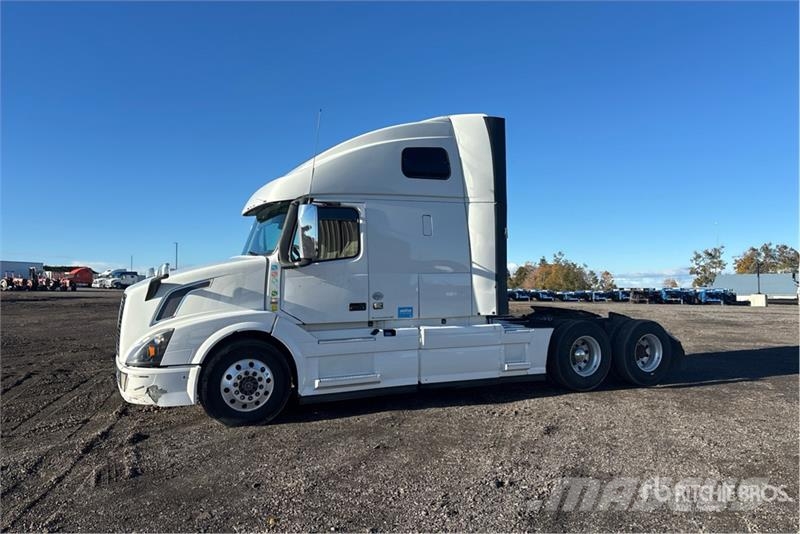 Volvo VNL Motrici e Trattori Stradali