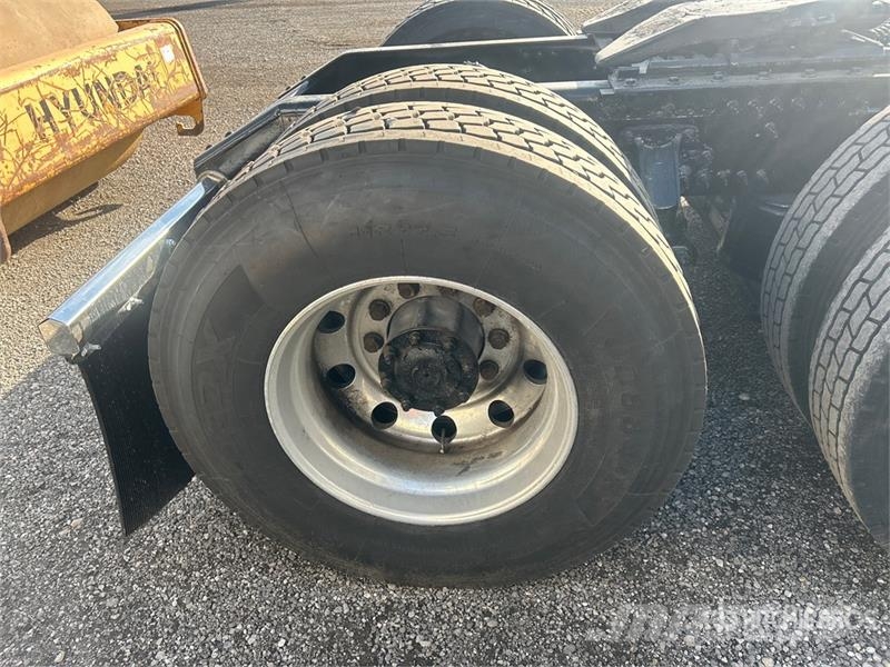Volvo VNL Motrici e Trattori Stradali