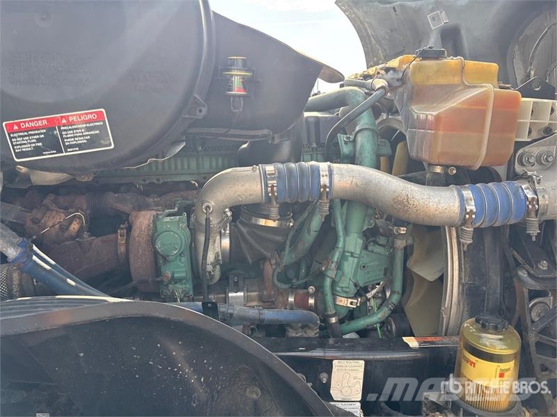Volvo VNL Motrici e Trattori Stradali