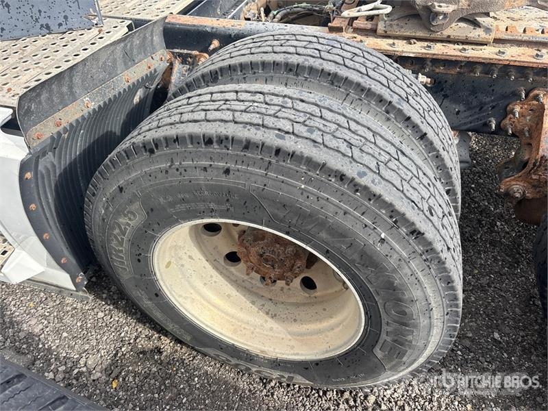 Volvo VNL وحدات الجر