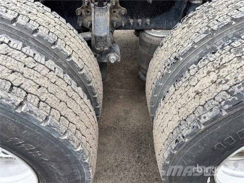 Volvo VNL Motrici e Trattori Stradali