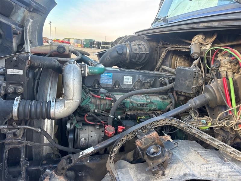 Volvo VNL وحدات الجر