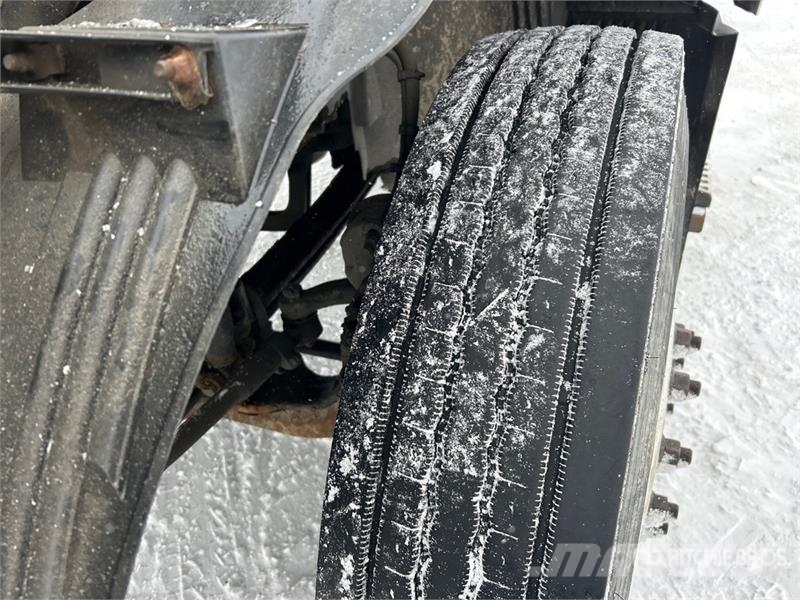 Volvo VNL Tegljači