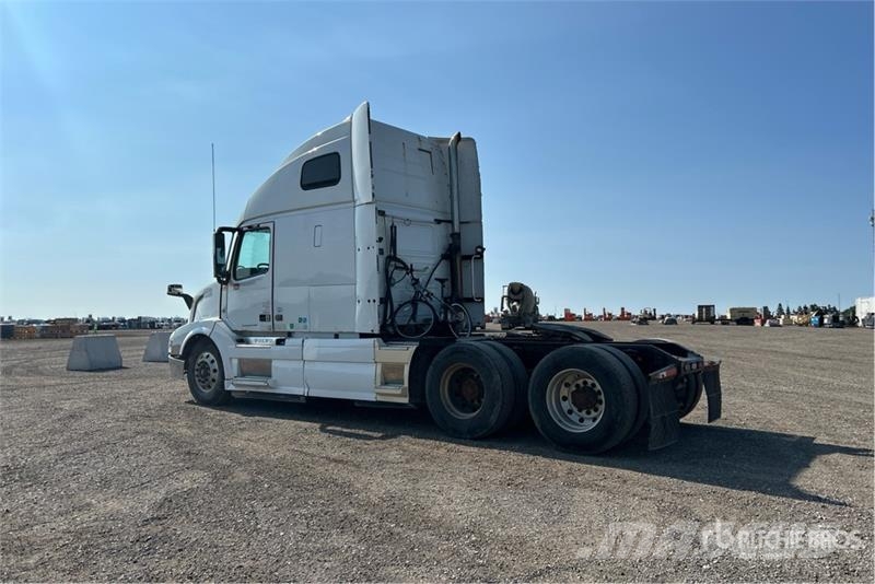 Volvo VNL Dragbilar